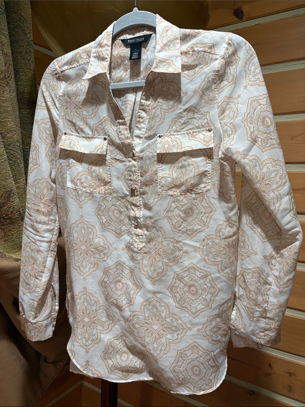 White House Black Market White & Beige Paisley-Pattern Long-Sleeve Shirt